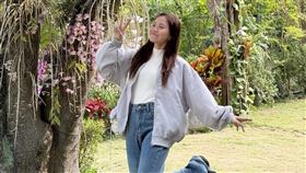 陳彥婷摸到左胸有2硬塊。（圖／番攝自陳彥婷IG）