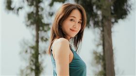 何妤玟保養得宜，身材姣好。（圖／翻攝自臉書)
