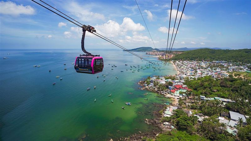 直飛度假勝地機票不到5千　網驚跟團要4萬