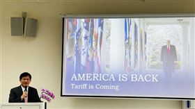 ▲林佳龍演說時批中國靠偷搶騙發展科技。（圖／記者彭光偉攝影）