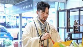 神佛訊息解讀專家阿谷老師特別列出「遶境7大禁忌」。（圖／秦芸殿提供）