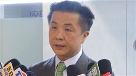 呂秋遠分析陳建州為何不告刑事的原因。