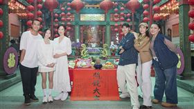 ▲主要演員左起莊凱勛、邵奕玫、天心、曹佑寧、林思宇、Amanda劉紀範出席開鏡儀式。（圖／星映電影提供） 