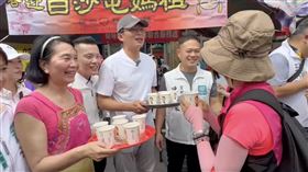 黃國昌「守喪進香」現身朝天宮：媽祖慈悲