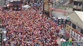 朝天宮湧70萬人潮！空拍畫面曝：震撼人心