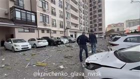 俄黑海港口城市遇襲！市長控烏克蘭襲公寓、糧倉　全市即刻進入緊急狀態。市長克拉夫琴科（Andrei Kravchenko）Telegram