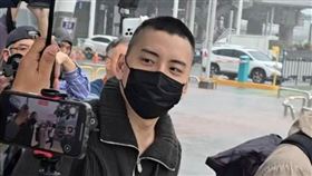 王大陸13日到成功嶺服役（圖／記者吳泊萱攝影）