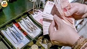 命理師點名3生肖，「立夏」時節裡財運、貴人運將大大提升。（示意圖／焦正德攝）