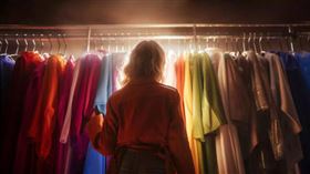 ▲ 少買多思考、修補代替丟棄——永續衣櫃就是你每天的氣候行動。（圖／永續新聞網官網） 