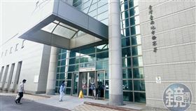 盧君星膽大包天，竟潛入台南地檢署女廁所偷拍如廁畫面。