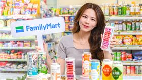 全家化身喝的潮流選貨店，獨家開賣8款夏季話題酒品，從甜點系到果茶系，滿足各種微醺想像。（圖／品牌業者提供）