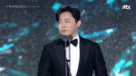 曹政奭憑藉《變身機長》奪得百想影帝。（圖／翻攝自NAVER TV）