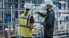 ▲銳澤在廠務系統安裝及配管、廠務設備規劃安裝有很好基礎。（圖／翻攝自銳澤官網）