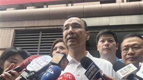 ▲國民黨主席朱立倫6日替國民黨立委羅智強宣講站台，並於活動後接受媒體聯訪。（圖／記者蘇晏男攝影）