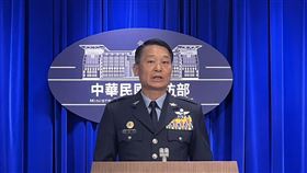 ▲空軍司令部參謀長李慶然中將6日回應IDF戰機擊發火焰彈事件。（圖／記者蘇晏男攝影）