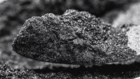 石墨烯真的這麼神？你穿的機能衣　真有用嗎？（業配勿用）