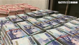 刑事局,宗教,仁波切,詐騙,詐欺,洗錢,鈔票,台幣,人民幣,示意圖。呂品逸攝