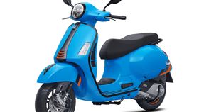 ▲Vespa GTS 300 Super Sport主打新色「前蔚藍」。（圖／Vespa提供）