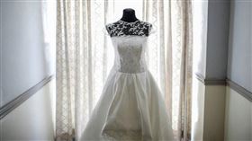 美中關稅戰白熱化，讓美國本土婚紗業者擔憂撐不下去。（示意圖／Pixabay）