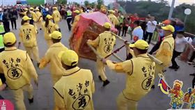 200年首次！媽祖「雀躍搖擺」駐駕受天宮