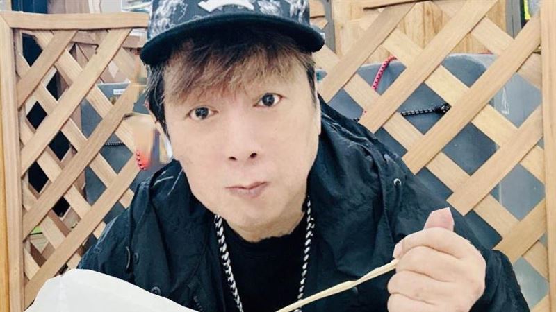 曹西平突然道歉。(圖/翻攝自臉書)