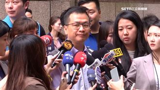 羅智強向簡舒培求償100萬　一審敗訴