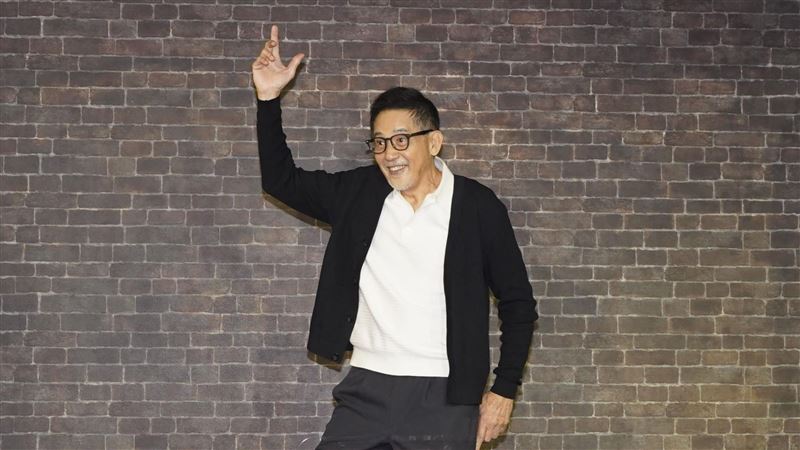 男神始祖稱瓊瑤「乾脆利落」：不用賴活！