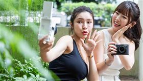 EOS R50 V配備「註冊人物優先」，拍攝時即使對焦範圍內出現多個人物，仍能優先偵測已註冊的特定人物。（圖／Canon台灣提供） 