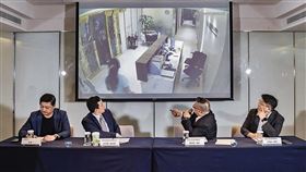 新華泰富公司派召開記者會，指控市場派擅闖辦公室、抹黑經營者。（新華泰富提供）