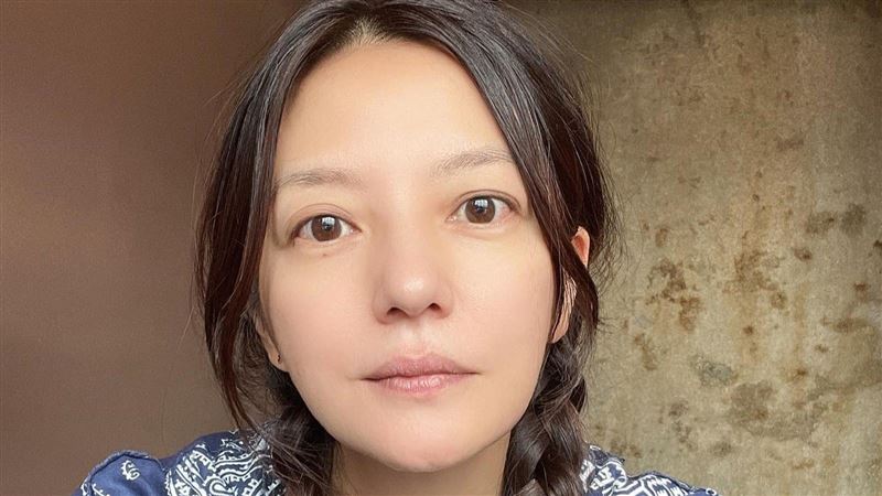 女星遭封殺、老公捲官司　離婚以後都無關