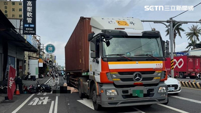 新／亡命死角！大車擦撞　他車底破頭斷魂