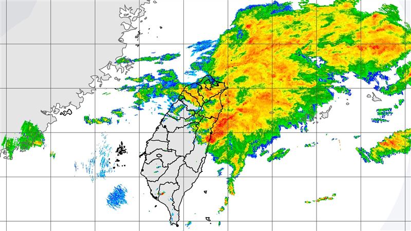 鋒面在台灣上空！粉專示警3地區大雨訊號