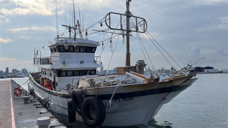 嫌犯承租「海淯九號」CT4漁船,幫助詐團偷渡。(圖/翻攝畫面)
