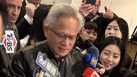 ▲黃仁勳十年來首度調薪，2025財年黃仁勳總薪酬達4990萬美元，創近年新高，反映其在輝達的重要地位。（圖／記者師瑞德攝影）
