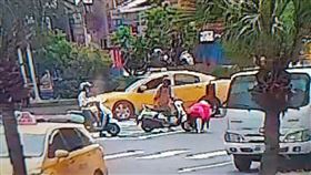 鈔票雨,高雄,前鎮,5萬元