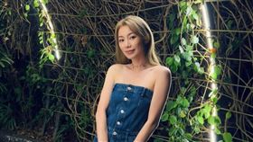 楊梓菁雖然治癒疾病，但卻留下大小眼的後遺症。（圖／翻攝自IG）