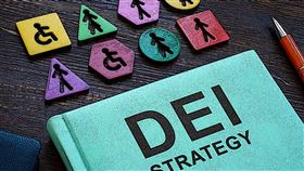 ▲ 在「包容」與「合規」之間，企業需更審慎管理其社會責任布局。（圖／永續新聞網官網） 