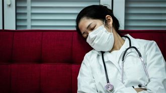 醫院護理荒難解?桃園衛生局長賈蔚提三方法改善