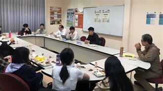 想離職卻走不了？醫揭「職場壓力」5警訊