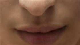 鼻子,聞。（示意圖／PIXABAY）