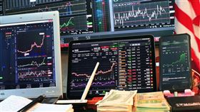 ▲美股四大指數收紅，日韓股今紅盤開出。（示意圖／PIXABAY）  