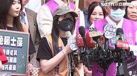 ▲罷免國民黨立委賴士葆團「文山退葆」宣布，這次二階連署收到3萬4040份，大約是137%（法定門檻）。（圖／翻攝畫面）