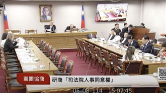 韓國瑜酸不吃藥要別人吃！柯建銘拍桌怒嗆