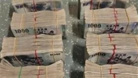 有移工在台鐵遺失400萬元鉅款最後找回，但鍵盤柯南解釋，這筆錢很可能是地下匯兌。（翻攝自「湯瑪士的日常」臉書）