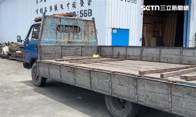 老闆說,鑰匙平時都插在車上。(圖/翻攝畫面)