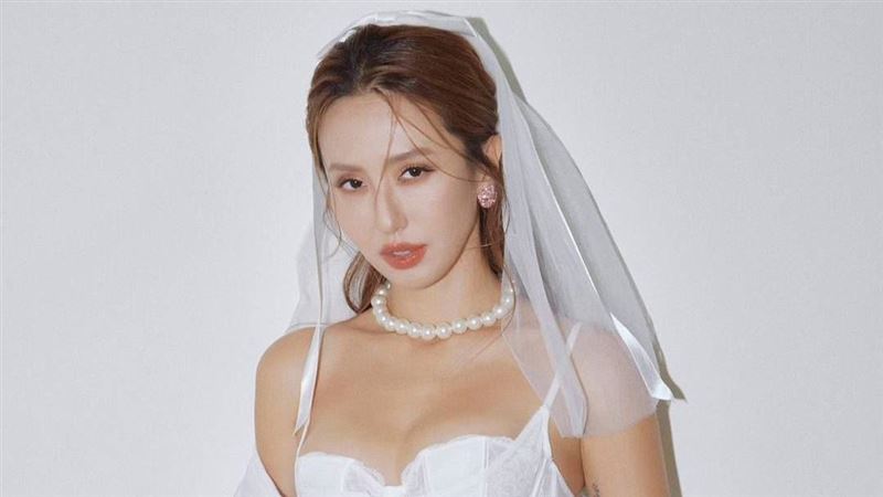 薔薔認愛2月突有大事宣布　網：結婚懷孕