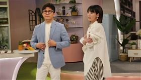 徐小可（右）從台中北上錄影。（圖／記者蔡維歆攝影）