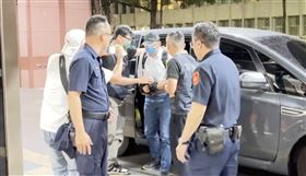 ▲李慶隆在北機站訊問後，移送到北檢複訊。（圖／翻攝畫面）