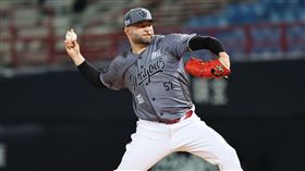 ▲味全龍38歲投手伍鐸。（圖／味全龍提供）