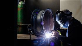 ▲立法院三讀通過修正案，新增五天國定假日，勞工權益獲得保障。但身為資方的工商界卻有不同意見，對新增假期表達憂慮，認為將增加企業營運成本。（示意圖／PIXABAY）